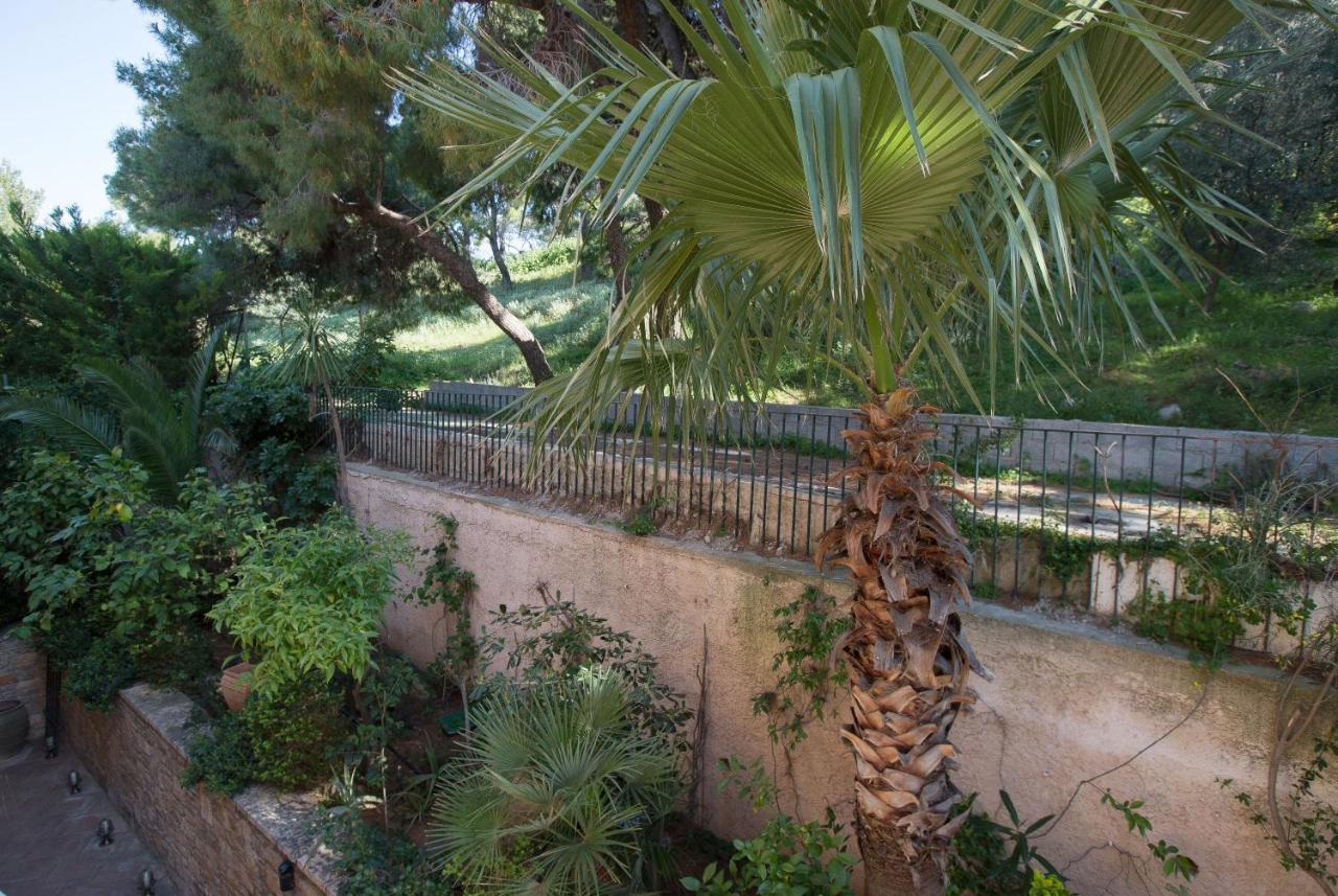 Exceptional Villa In Voula Near The Sea Афины Экстерьер фото