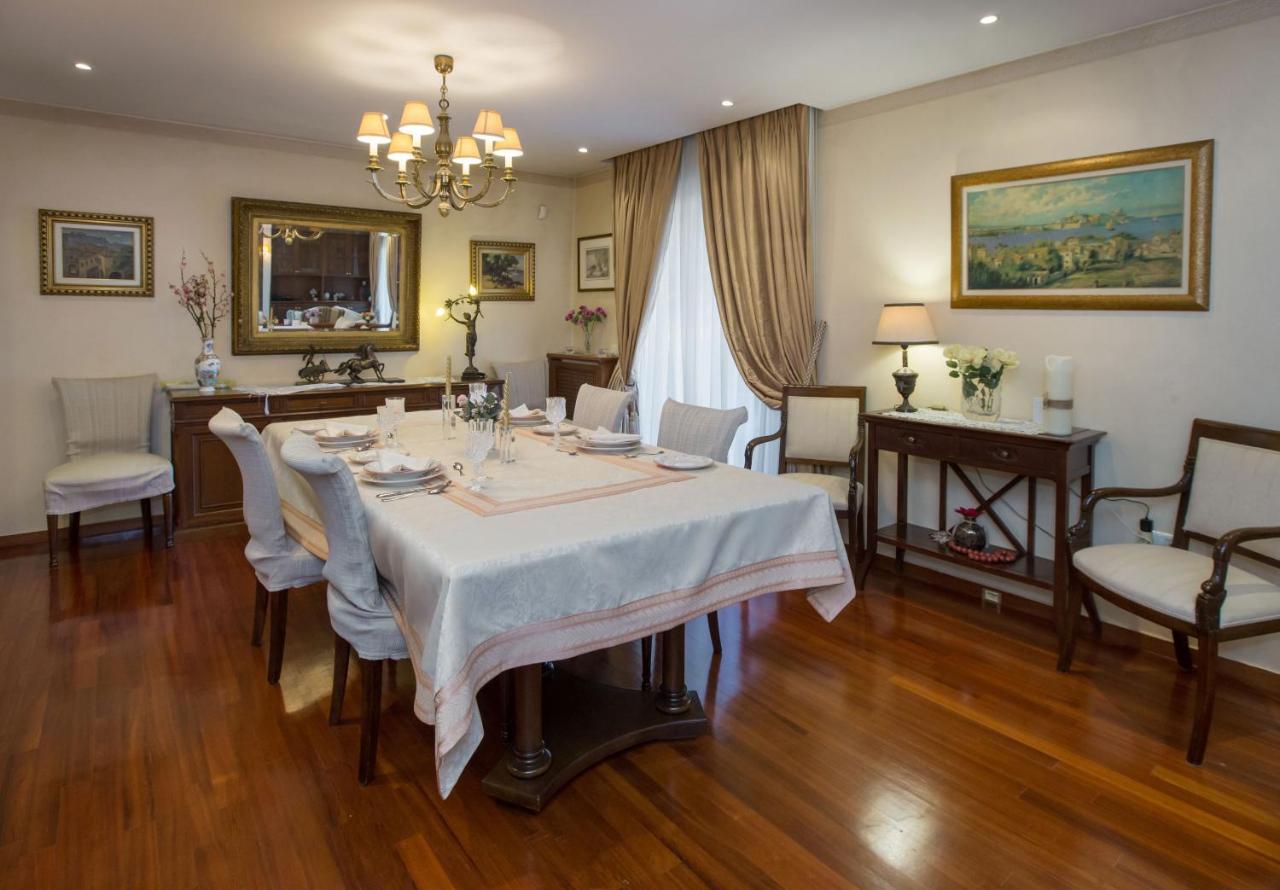 Exceptional Villa In Voula Near The Sea Афины Экстерьер фото