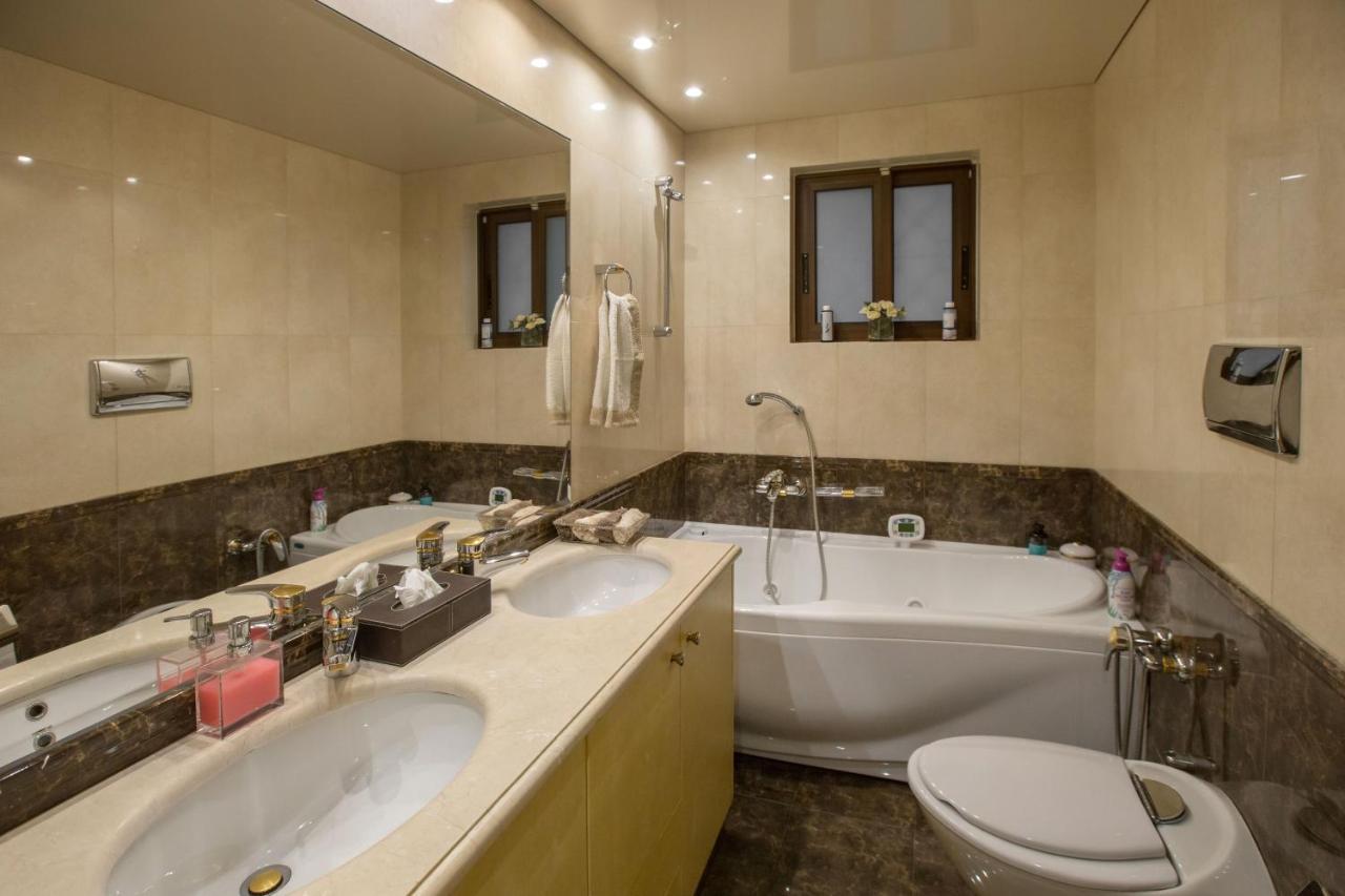 Exceptional Villa In Voula Near The Sea Афины Экстерьер фото