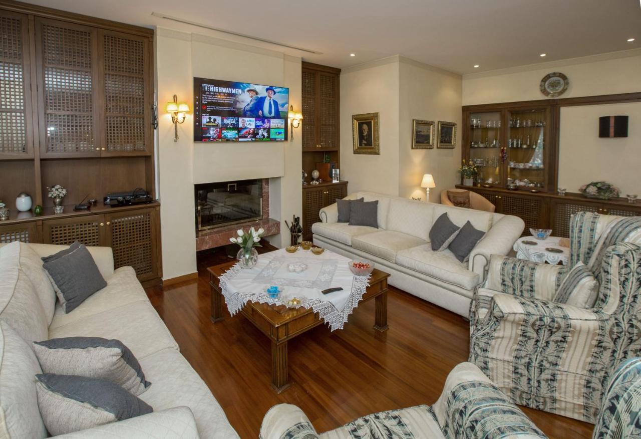 Exceptional Villa In Voula Near The Sea Афины Экстерьер фото