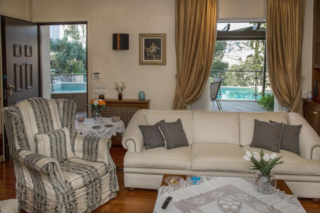 Exceptional Villa In Voula Near The Sea Афины Экстерьер фото